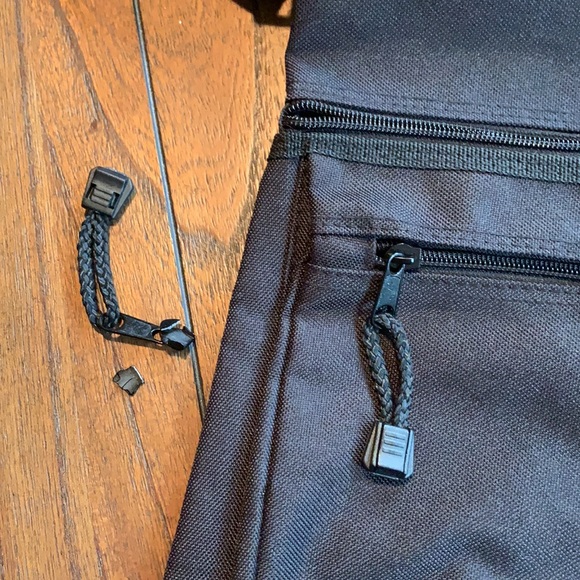 GNBI Fold Over Travel / Gym Bag - Picture 4 of 7